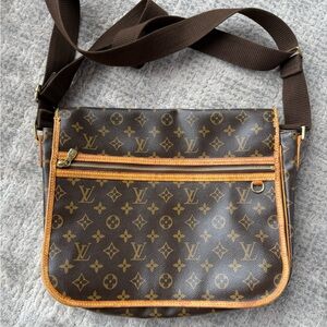 Louis Vuitton Monogram Canvas Messenger Bag in Brown and Tan